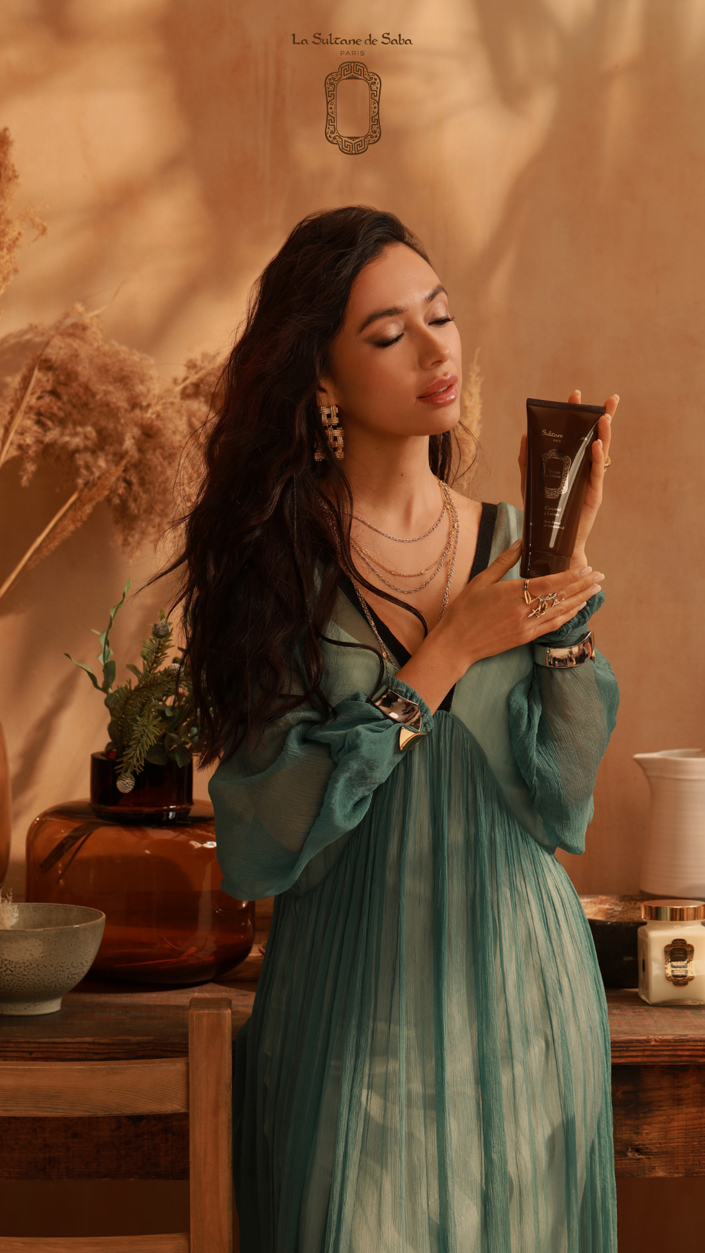 Silk Protein Scrub -  Amber, Musk & Sandalwood – Journey to the Orient